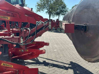 Ploegen Niemeyer Delta 3-200 MAIII  3 schaar wentelploeg met vorenpakker