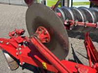Ploegen Niemeyer Delta 3-200 MAIII  3 schaar wentelploeg met vorenpakker
