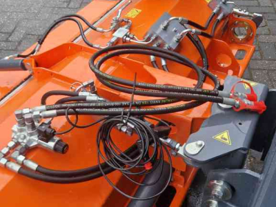 Veegmachine Bema Kommunal 580 Dual