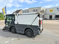 Veegmachine Schmidt Compact 200 Sweeper/Veegmachine