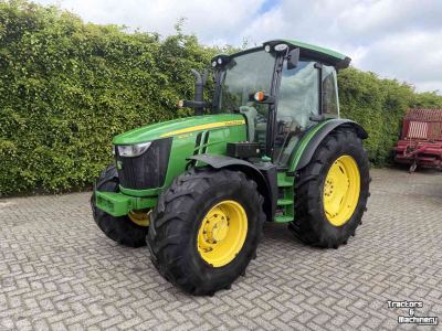 Tractor / Trekker John Deere 5090R