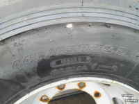 Wielen, Banden, Velgen & Afstandsringen Bridgestone 445/65XR22,5  Wiel