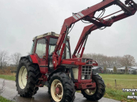 Tractor / Trekker Case-IH IH 845 XL met voorlader MARGE