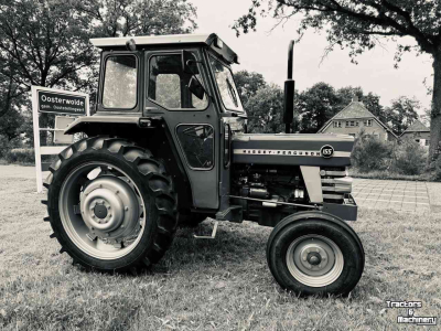Tractor / Trekker Massey Ferguson 155 2WD Tractoren