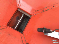 Fronttank zaaimachine Kuhn TF 1500