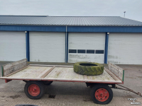 Kipper / Kiepwagen / Landbouwkipper  Plattewagen/aanhanger