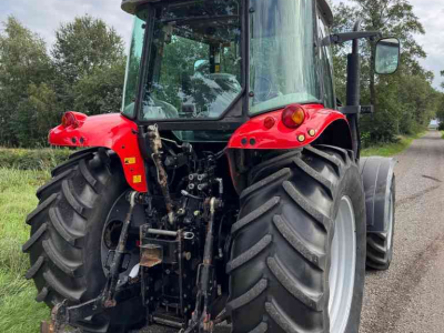 Tractor / Trekker Massey Ferguson 5435 Speedshift Tractoren