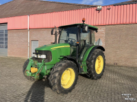 Tractor / Trekker John Deere 5080M