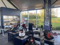 Zitmaaier Husqvarna Rider zitmaaiers robot en Loopmaaiers