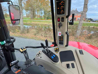 Tractor / Trekker Massey Ferguson 7715S Dyna-6 Efficient Tractoren