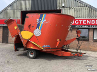 Voermengwagen Vertikaal Peecon VML-120 voermengwagen, laadklep, voermachines