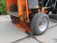 Houtversnipperaar JBM 831ZX houtversnipperaar op wielstel takkenhakselaar