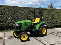 Smalspoor tractor John Deere 2032R
