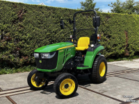 Smalspoor tractor John Deere 2032R