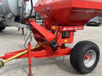 Kunstmeststrooier Kuhn Kuhn /Rauch MDS 935