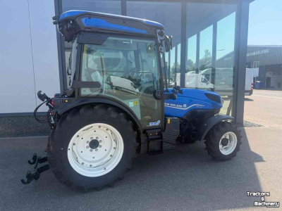 Compact tractor New Holland T4.100N