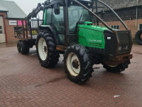 Bomenuitrijwagen Valtra 6550 + MOHEDA UITRIJWAGEN