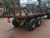 Bomenuitrijwagen Valtra 6550 + MOHEDA UITRIJWAGEN