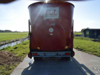 Voermengwagen BVL V-Mix 13-1S