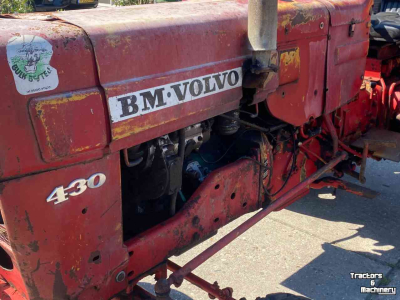 Traktoren Volvo BM430