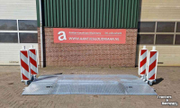 Overige machines voor weg-, berm-, en slootonderhoud  Leidingdrempel / Road Ramp