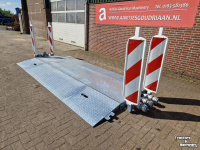 Beregeningsbrug / Mobiele waterbrug AGM Leidingdrempel / road ramp