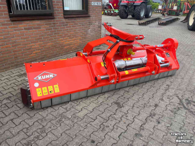 Klepelmaaier Kuhn BPR 305 klepelmaaier front en achter weidebouwmachines