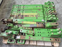 Overige traktoren en toebehoren John Deere ondertrekhaak, zwaaihaak, onderlat, trekhaak