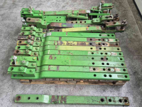Overige traktoren en toebehoren John Deere ondertrekhaak, zwaaihaak, onderlat, trekhaak