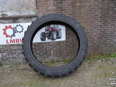 Wielen, Banden, Velgen & Afstandsringen Kleber 270/95r48