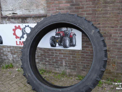 Wielen, Banden, Velgen & Afstandsringen Kleber 270/95r48