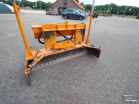 Overige aanbouwdelen en toebehoren  levelbak kieboom bobcat