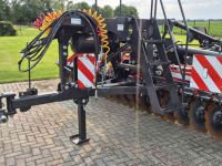 Schijveneg Metal-Fach U710 6m Schijveneg, Demo, slechts 20ha gedaan!
