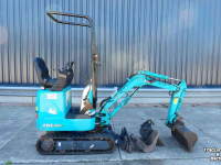 Mini-graver / Mini-graafmachine Sunward SWE08B
