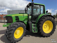 Tractor / Trekker John Deere 6830