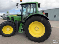Tractor / Trekker John Deere 6830