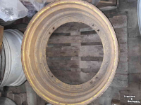 Wielen, Banden, Velgen & Afstandsringen John Deere velg DW16x38