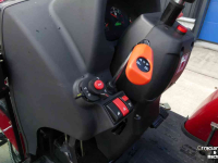 Compact tractor Knegt DEMO 304G2