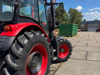 Tractor / Trekker Zetor Proxima HS 120 Zetor systems voorlader
