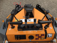 Shovel / Wiellader / Kniklader Giant GS900