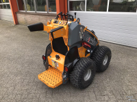 Shovel / Wiellader / Kniklader Giant GS900