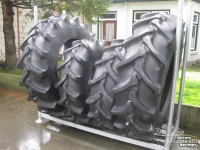 Wielen, Banden, Velgen & Afstandsringen Firestone 20.8R38