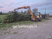 Shovel / Wiellader / Kniklader Liebherr 507 met slachmaaier