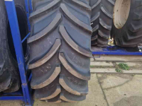 Wielen, Banden, Velgen & Afstandsringen Vredestein 710/70R38 + 600/65R28 Traxion XXL