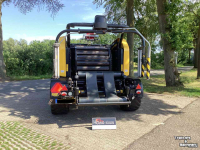 Persen / Balenpers / Pakkenpers New Holland Roll Baler 125 Pers-Wikkel Combi