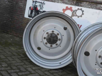 Wielen, Banden, Velgen & Afstandsringen  GKN DW18x38 820270510
