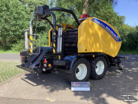 Persen / Balenpers / Pakkenpers New Holland ROLL BALER 125