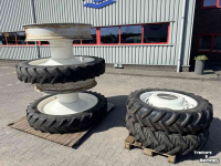 Wielen, Banden, Velgen & Afstandsringen BKT 320/85R36 + 300/95R52