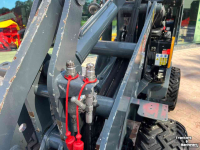 Shovel / Wiellader / Kniklader Giant Giant 332ST