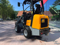 Shovel / Wiellader / Kniklader Giant Giant 332ST